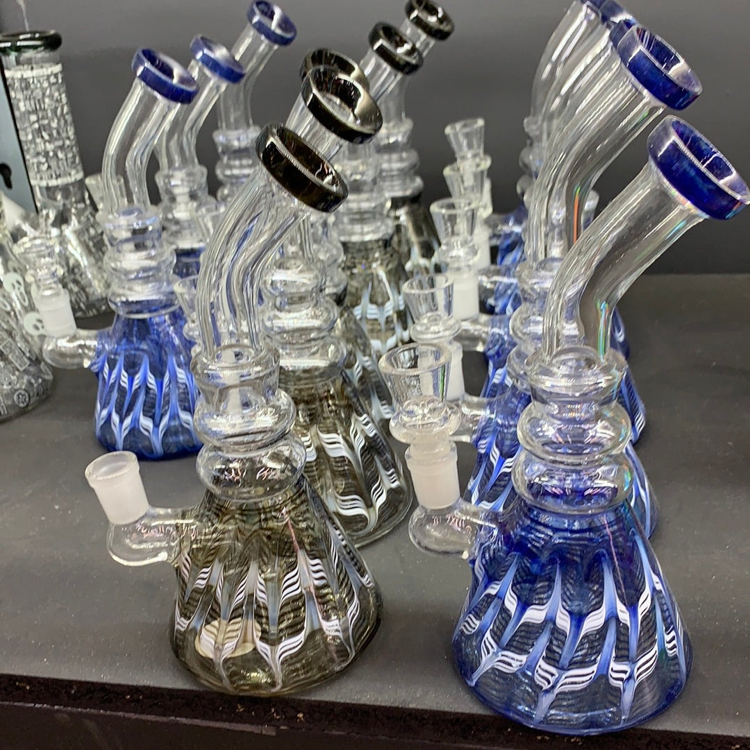 290 12RKQG color mouth & base bent neck bong